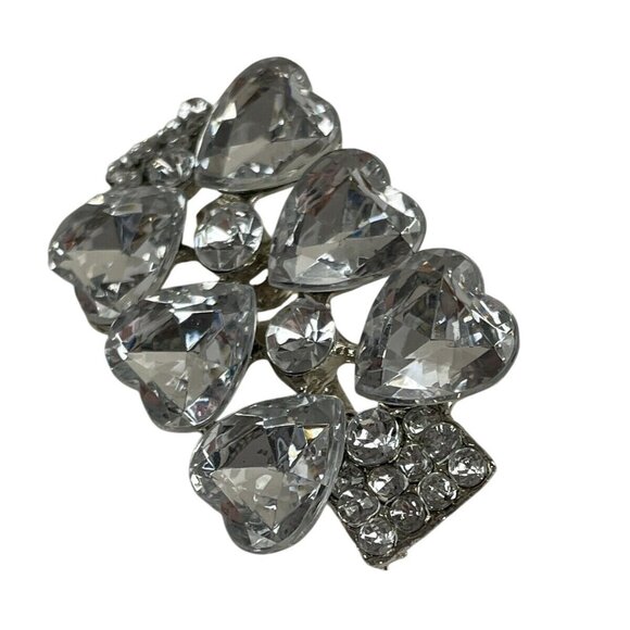 Vintage Heart Shaped Crystal Rhinestone Brooch Silver Tone Elegant Design - Picture 4 of 8